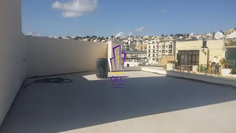 Office to rent in Gzira