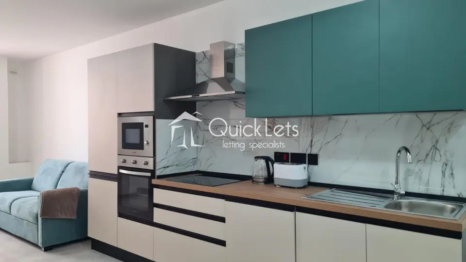 2 bedroom Apartment to rent in Gzira