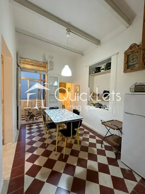 Duplex 2 chambres à louer à Marsaskala