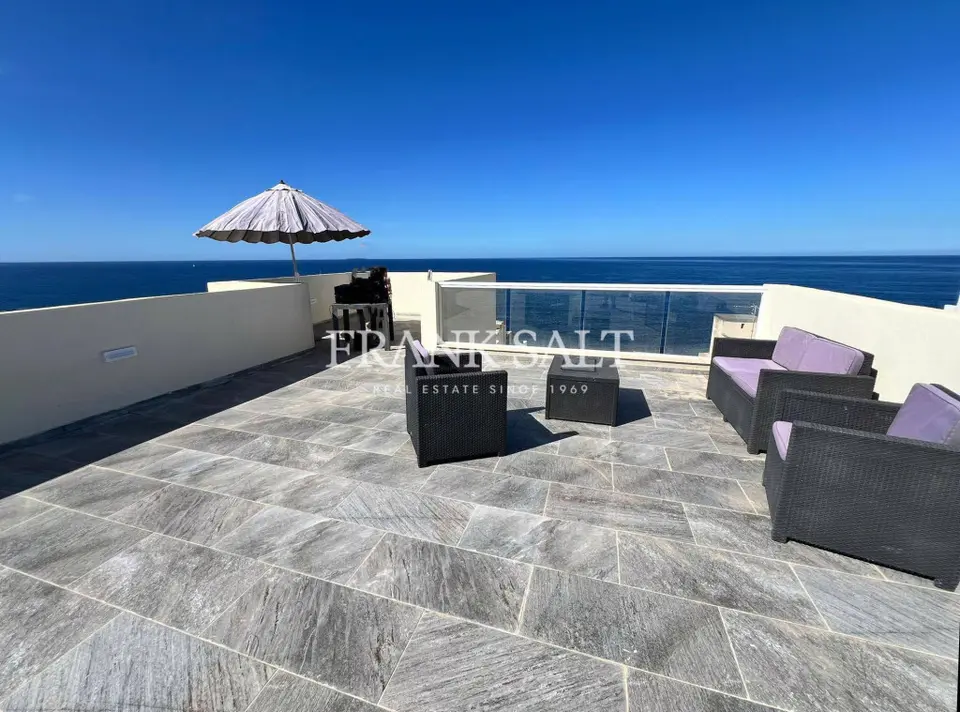 Xghajra, Furnished Penthouse