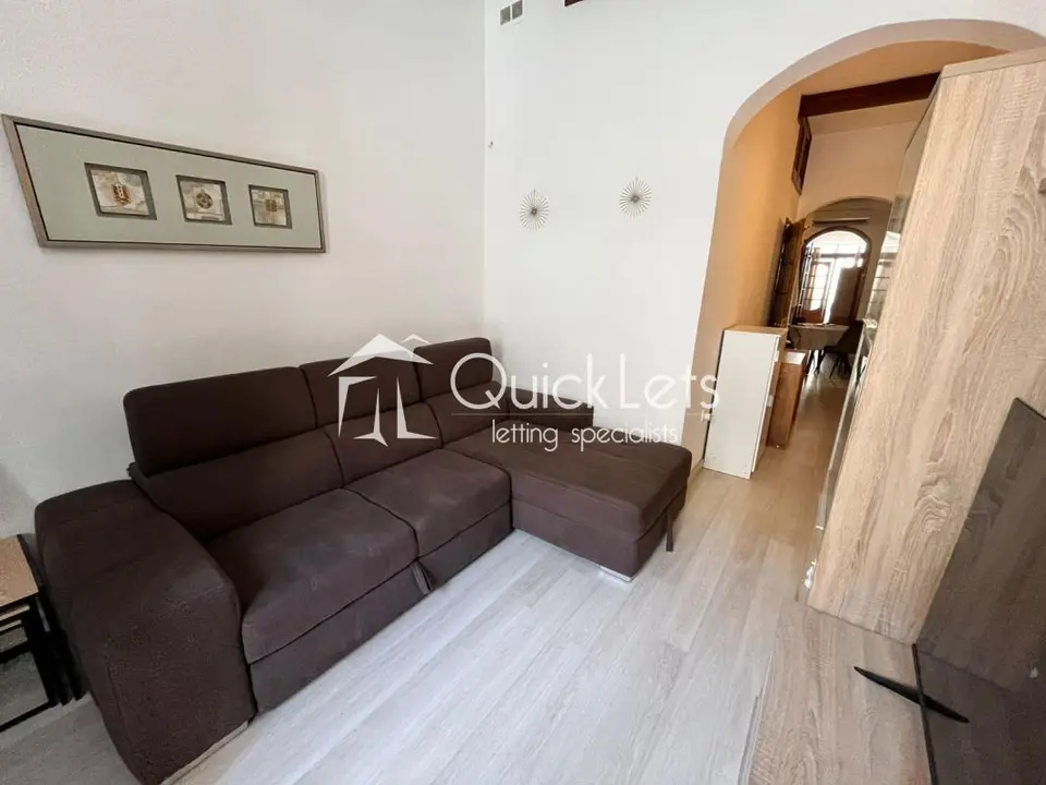 1 bedroom Maisonette to rent in Gzira