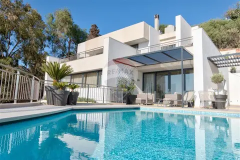 Villa For Sale in Mellieha