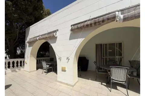 3 Bedroom Bungalow For Sale in Mellieha