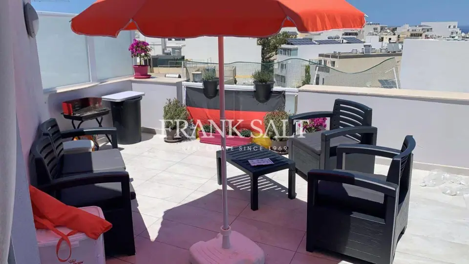 Swieqi, Furnished duplex Penthouse