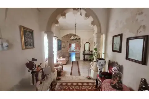 5 Bedroom House of Character For Sale in Zejtun