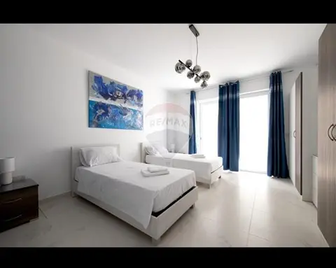 2 bedroom Maisonette to rent in Pieta