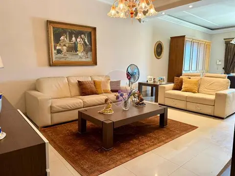 3 bedroom Maisonette Solitary for sale in Qormi