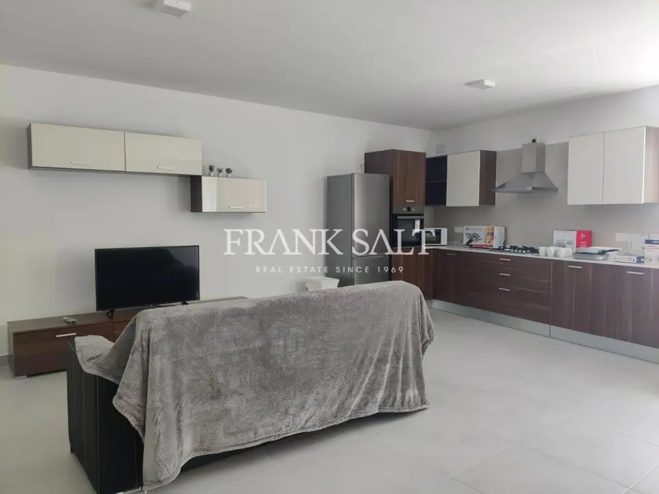 Siggiewi, Furnished Apartment