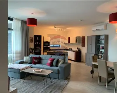 2 bedroom Apartment to rent in St Julian's