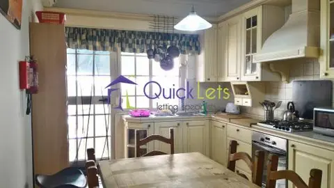 4 bedroom Terraced House to rent in Pembroke
