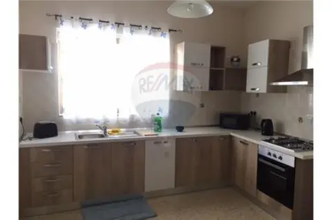 3 bedroom Apartment to rent in San Gwann