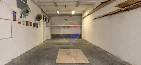 Garage (Residential) for sale in Naxxar