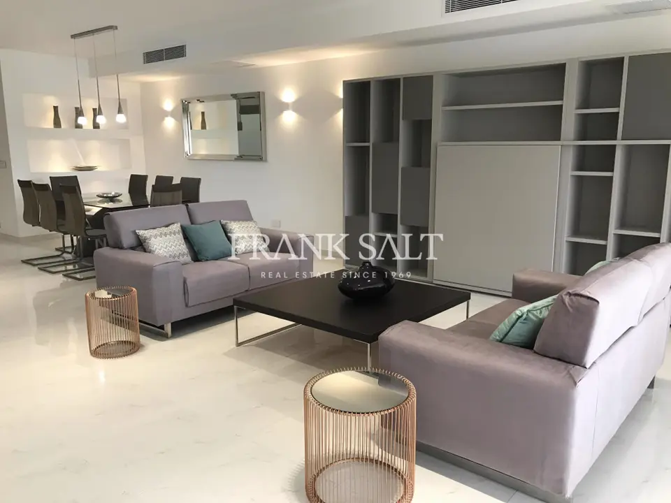 Ta' Xbiex, Apartment
