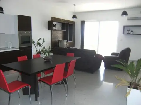 3 bedroom Apartment to rent in Marsascala