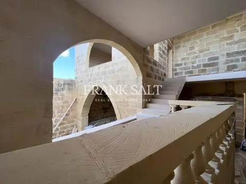 3 Bedroom Farm House For Sale in Gozo - Munxar
