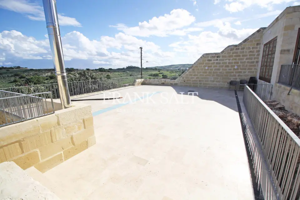 St Pauls Bay, Furnished Farmhouse