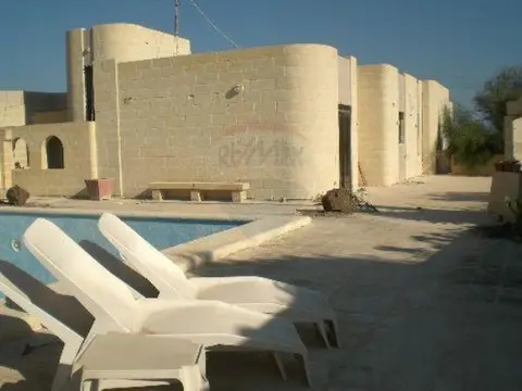 4 bedroom Bungalow Detached to rent in Marsascala