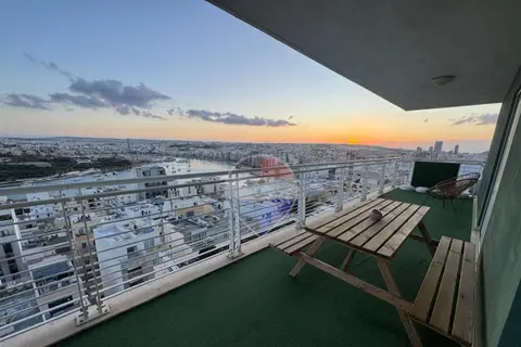 2 Bedroom Apartment For Sale in Sliema