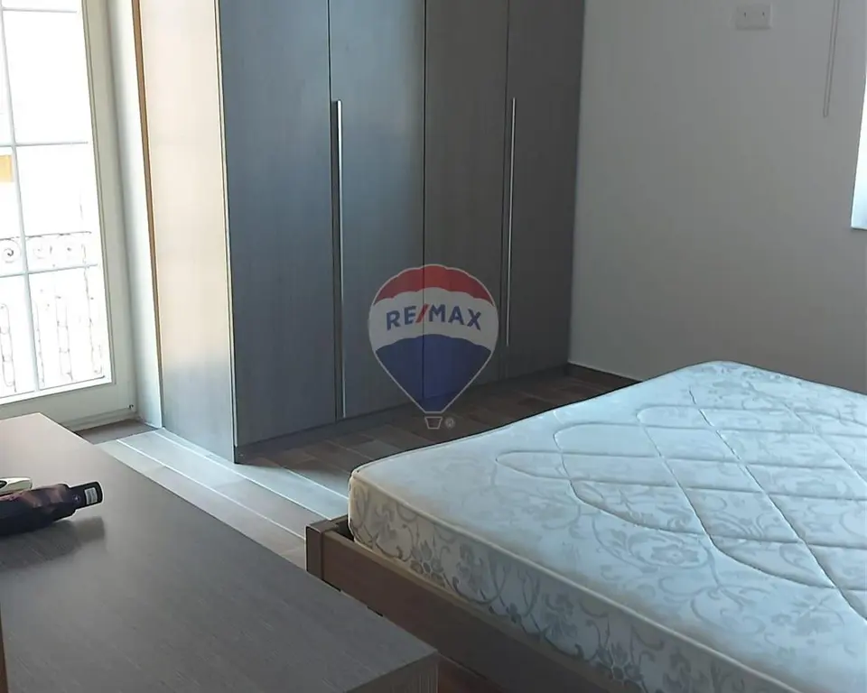 2 bedroom Penthouse to rent in Valletta