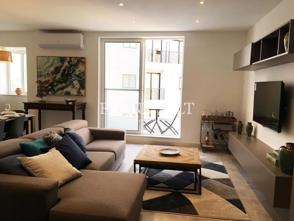 Gzira, Furnished Apartment