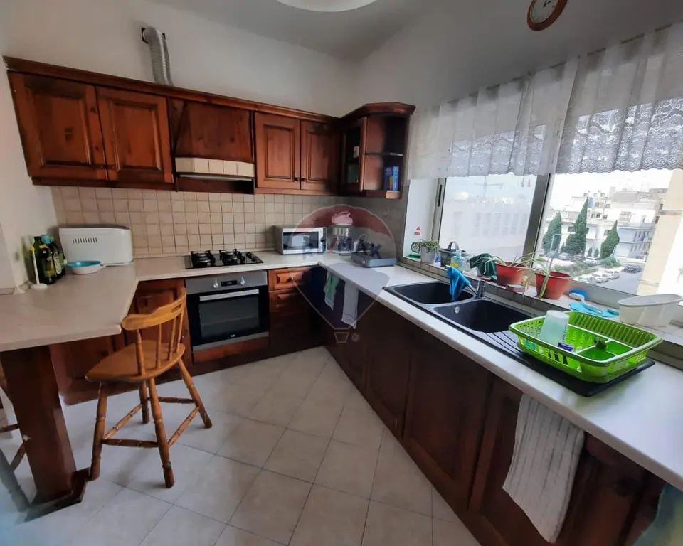 3 bedroom Apartment to rent in Guardamangia