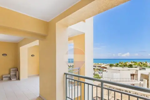 3 Bedroom Apartment For Sale in St Julian's