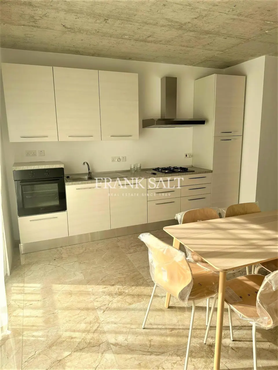 Mosta, Furnished Apartment
