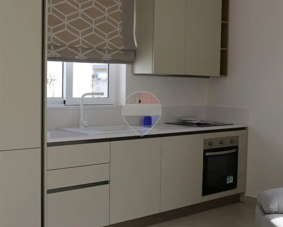 2 bedroom Penthouse to rent in Mosta