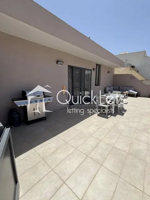 1 bedroom Penthouse to rent in Sliema