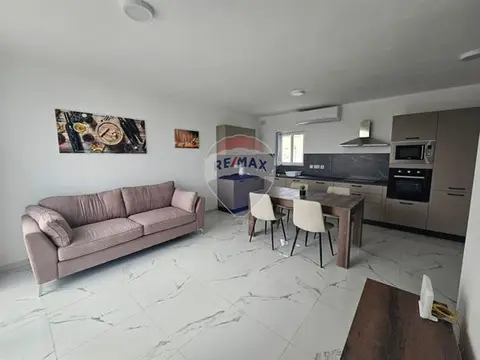 2 bedroom Penthouse to rent in Attard