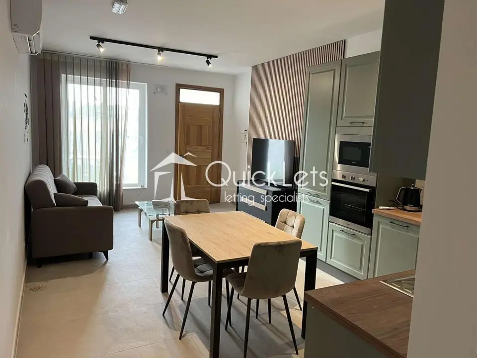 3 bedroom Maisonette to rent in Pembroke