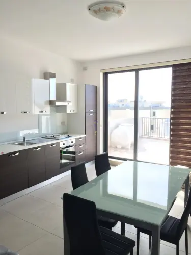 3 bedroom Penthouse to rent in San Gwann