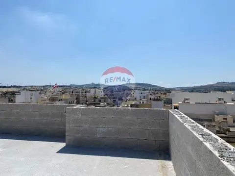 3 bedroom Penthouse for sale in Mosta