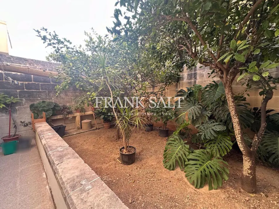 Naxxar Furnished Townhouse