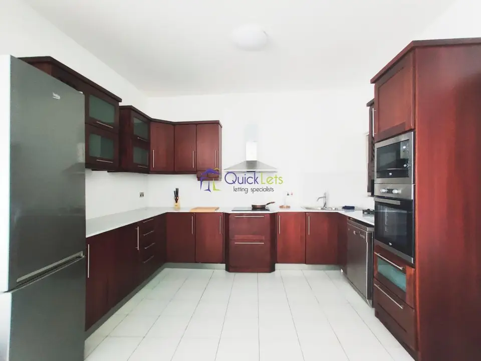 3 bedroom Apartment to rent in Sliema