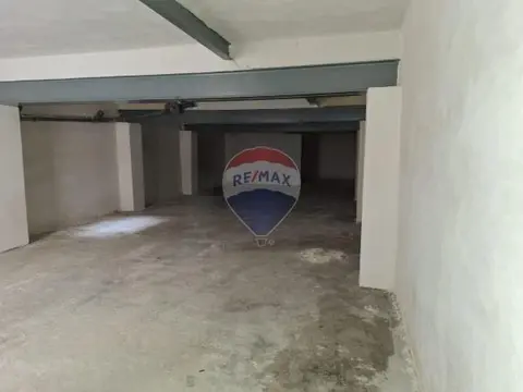 Garage (Residential) for sale in Luqa