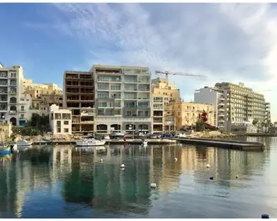 2 bedroom Apartment to rent in St Julian's