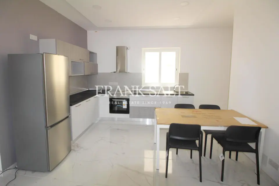 Naxxar, Furnished Apartment