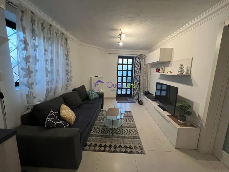 2 bedroom Maisonette to rent in Pembroke