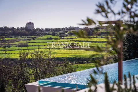 2 Bedroom Maisonette For Sale in Rabat