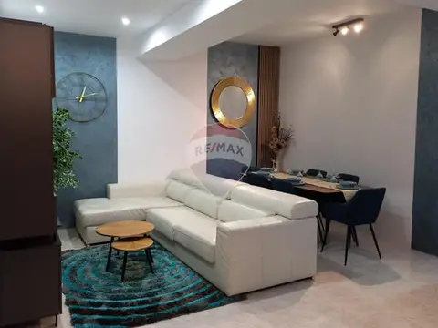 7 bedroom Villa Semi-detached to rent in Marsascala