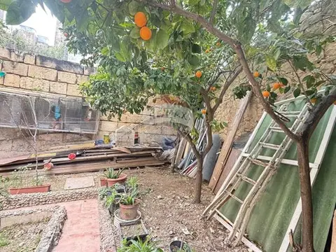 4 bedroom Townhouse for sale in Hamrun