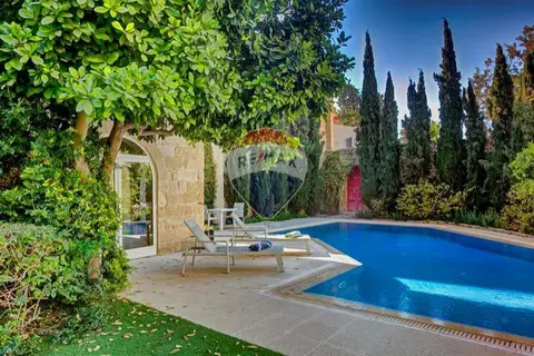 5 Bedroom House of Character For Sale in Balzan