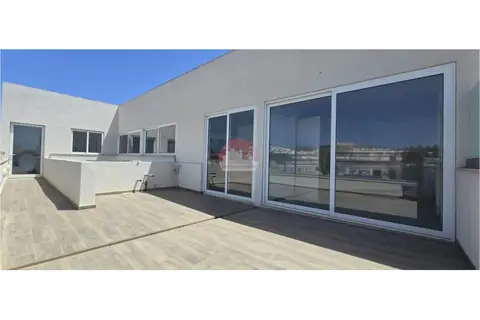 3 Bedroom Penthouse For Sale in Gzira