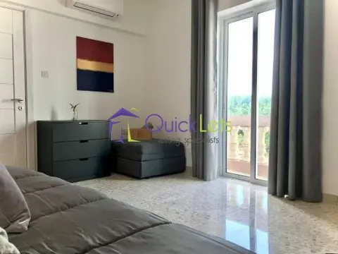 4 bedroom Maisonette to rent in Msida