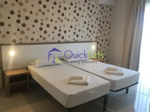 32 bedroom Block to rent in Gzira