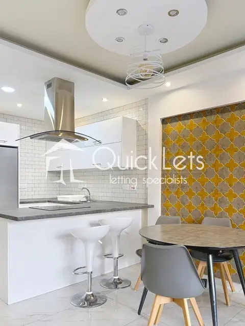 2 bedroom Penthouse to rent in Sliema