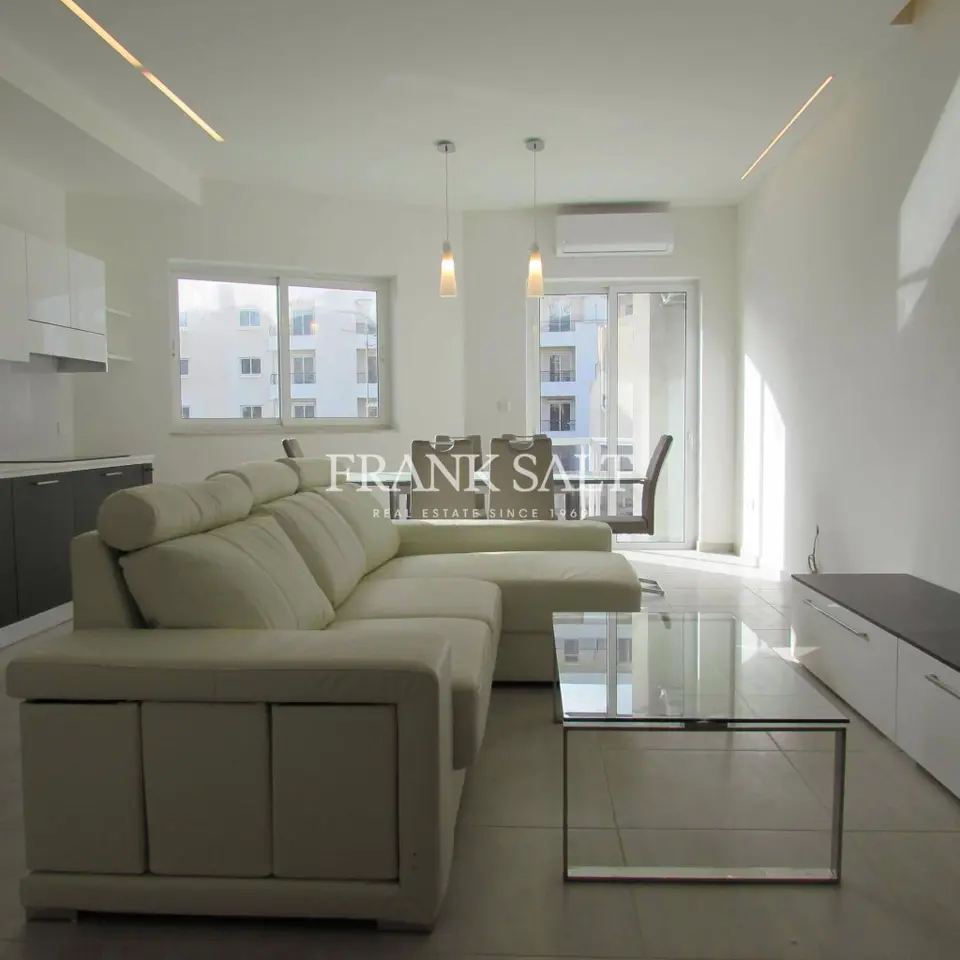 Gzira, Furnished Apartment