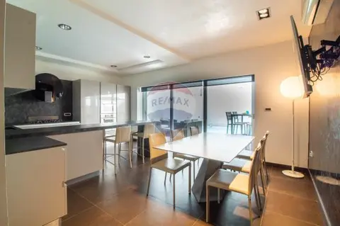 3 bedroom Villa Semi-detached for sale in Marsascala