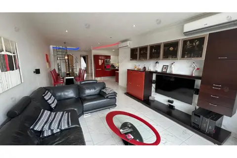 3 Bedroom Penthouse For Sale in Manikata